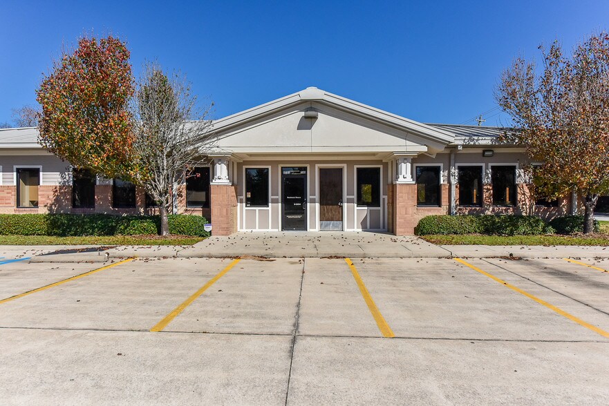 More Photos Of 5751 Blythewood St, Houston Unknown For Lease