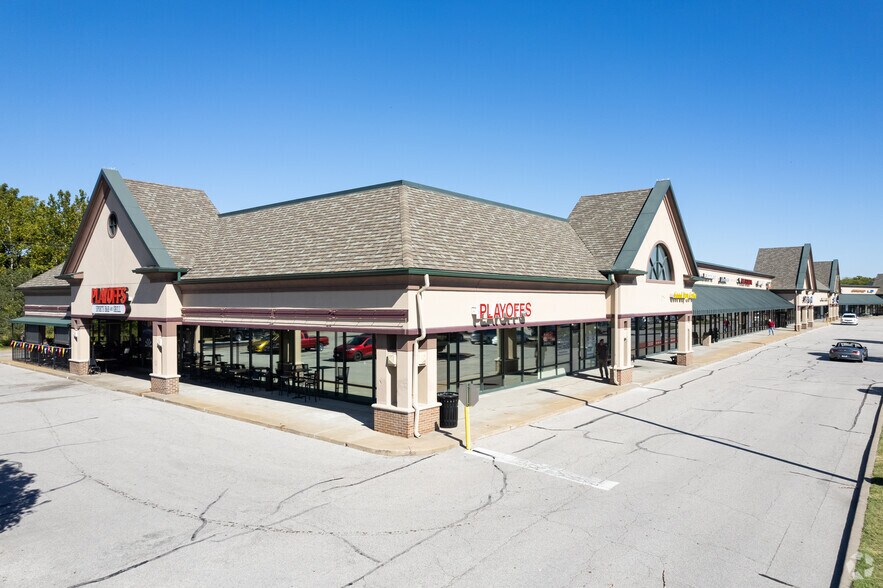 More Photos Of 2920-2998 Highway K, O'Fallon Unknown For Lease