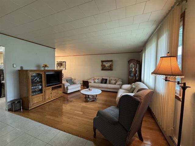 More Photos Of 35 E 26th St, Bayonne Apartments For Sale