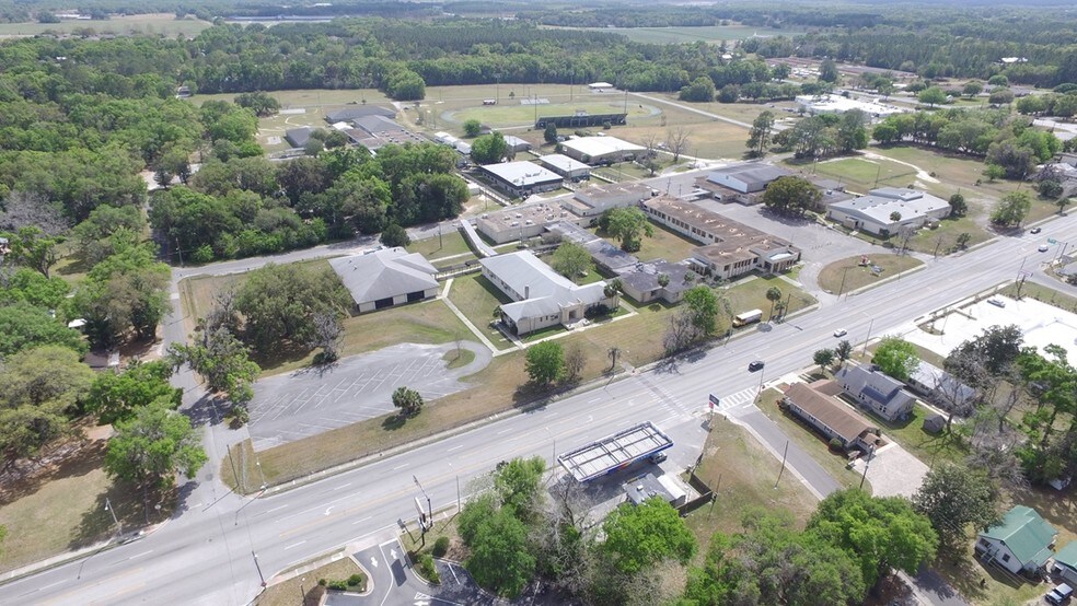 More Photos Of 103 SW 3rd St, Williston Land For Lease