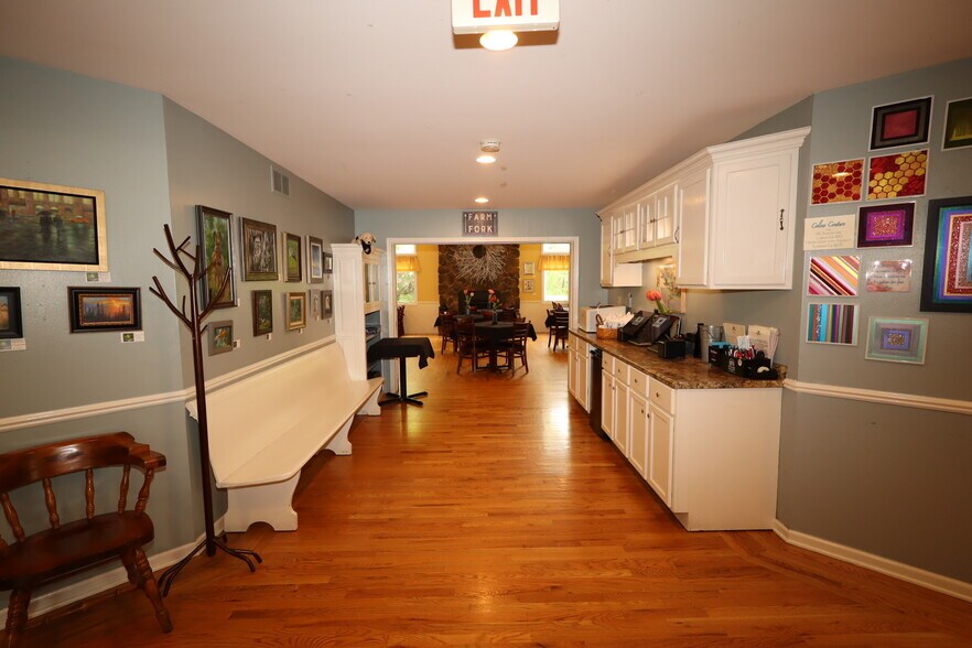 More Photos Of 4410 200th Ave, Bristol Restaurant For Sale