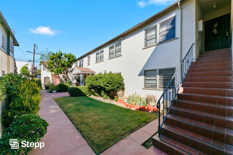 More Photos Of 2409 Cedar Ave, Long Beach Apartments For Sale