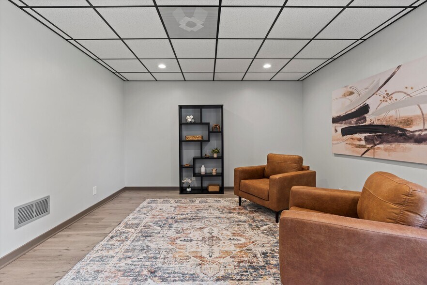 More Photos Of 502 W Markey Rd, Belton Medical For Lease