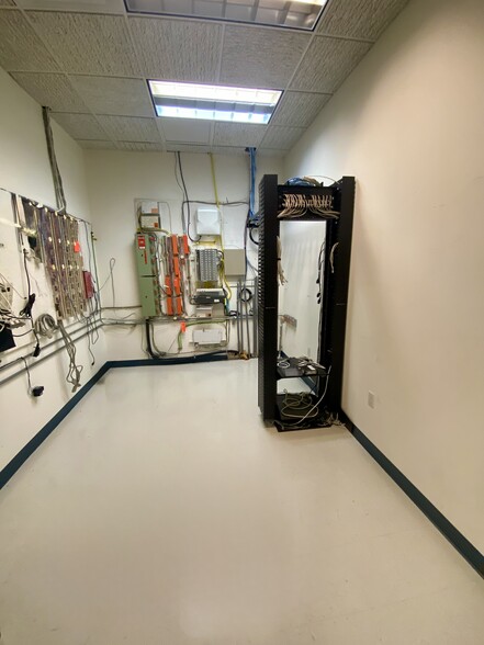 More Photos Of 11031 US Hwy 19 N, Port Richey Medical For Lease