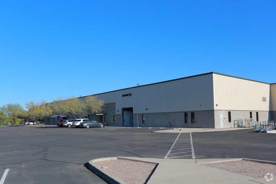 Primary Photo Of 3248-3260 N Freeway Industrial Loop, Tucson Warehouse For Lease