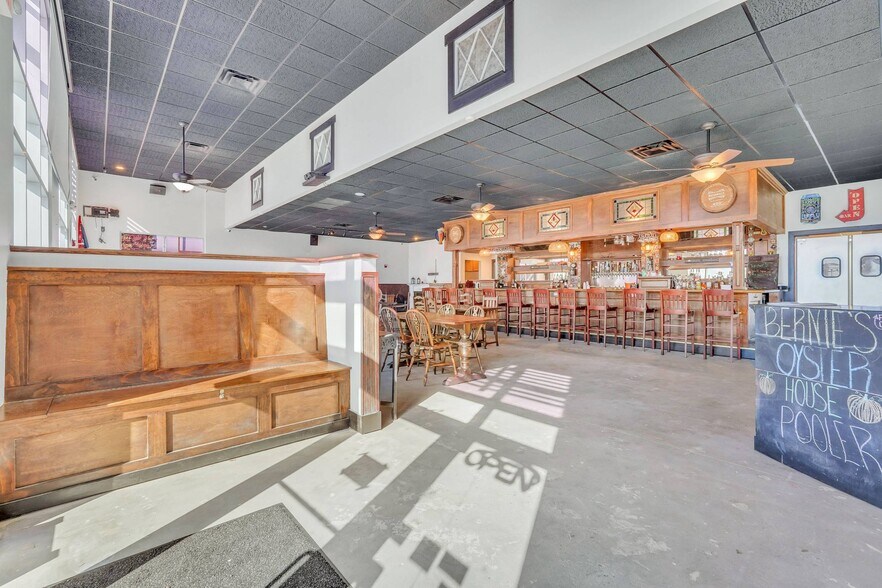 More Photos Of 110 Towne Center Dr, Pooler Restaurant For Sale