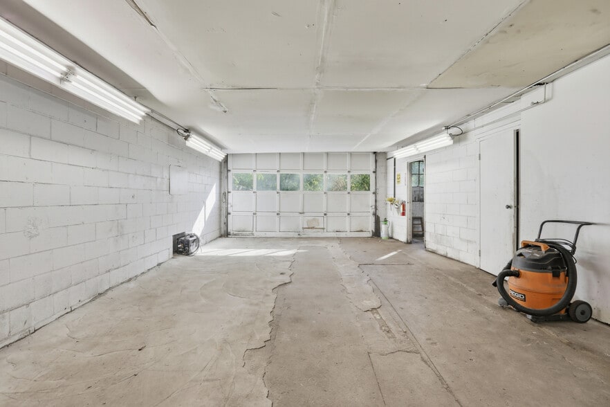 More Photos Of 560 River St, Haverhill General Retail For Sale