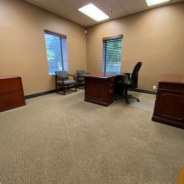 More Photos Of 3303 E Linden St, Caldwell Warehouse For Lease