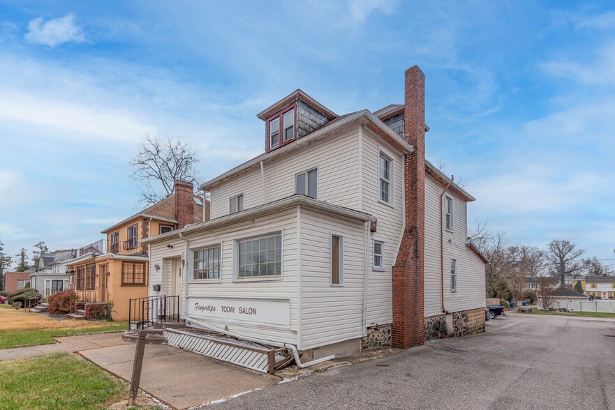 More Photos Of 4905 Liberty Heights Ave, Gwynn Oak Storefront Retail Residential For Sale