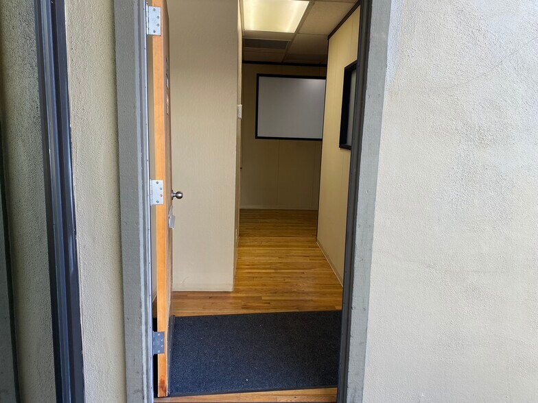 More Photos Of 1350 Dell Ave, Campbell Office For Lease