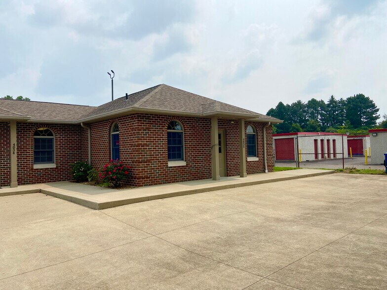 More Photos Of 4824-4836 Frank Ave NW, Canton Office For Lease