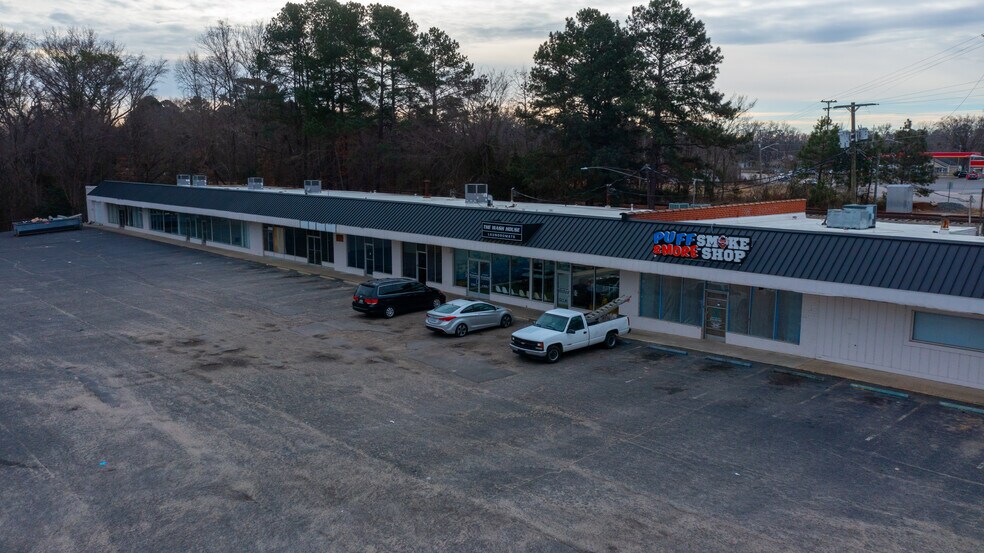 More Photos Of 1506-1524 Clinton Rd, Fayetteville Freestanding For Sale