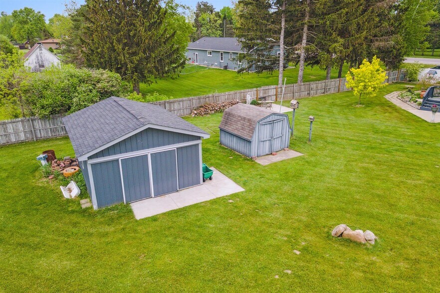 More Photos Of 7010 Frances Rd, Flushing Convenience Store For Sale