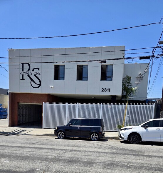 Primary Photo Of 2311 Pontius Ave, Los Angeles Flex For Lease