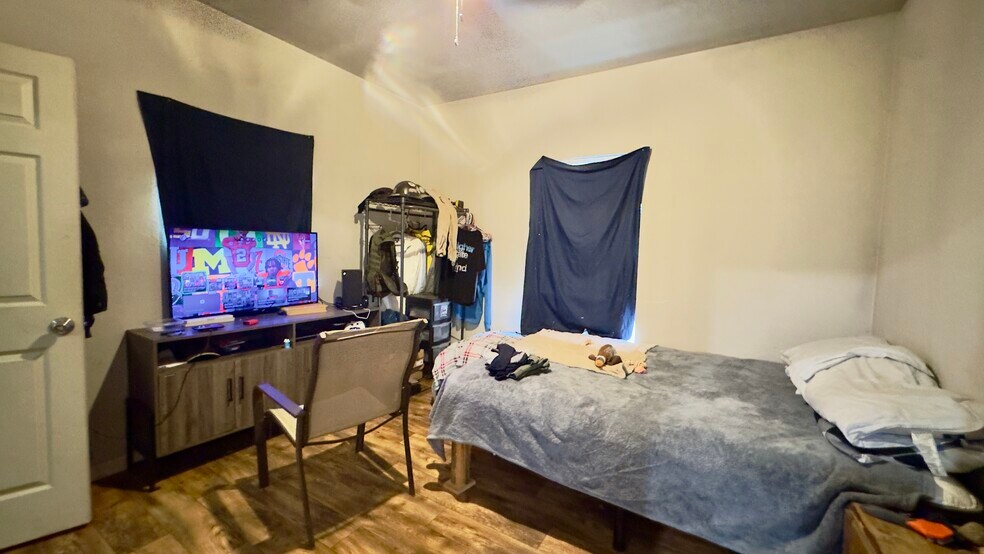 More Photos Of 380 Jumbo Rd, Melbourne Multifamily For Sale