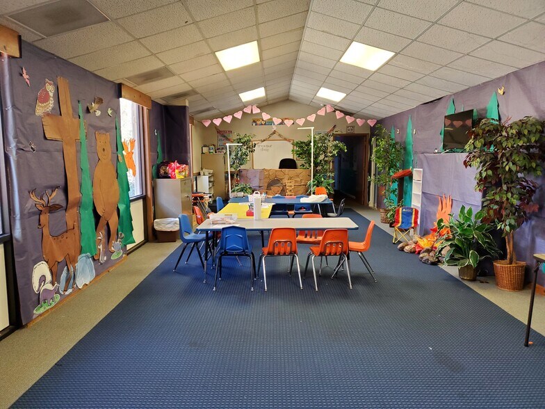 1200 Forest Heights Dr, Athens, GA 30606