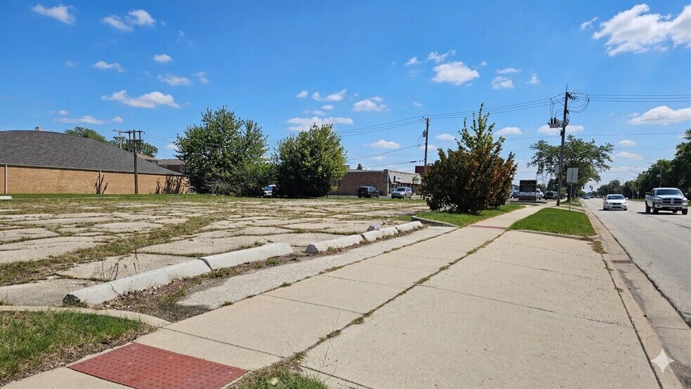 More Photos Of 525 S Addison Rd, Addison Land For Sale