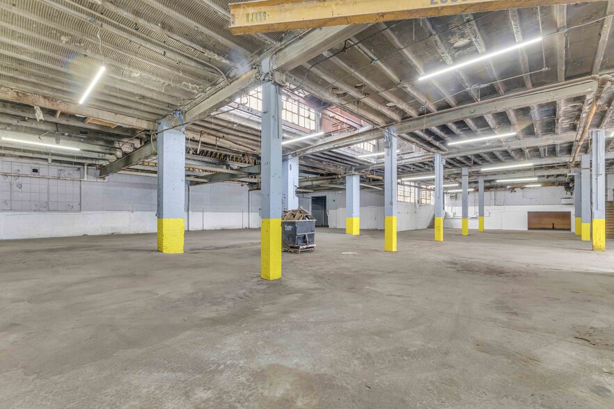 More Photos Of 7424 Bessemer Ave, Cleveland Warehouse For Sale