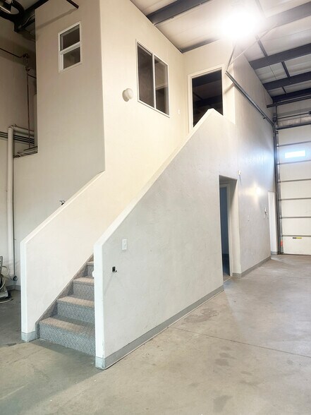 More Photos Of 3772 Puritan Way, Erie Flex For Sale
