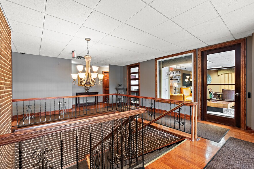 More Photos Of 6500 W College Dr, Palos Heights Flex For Sale