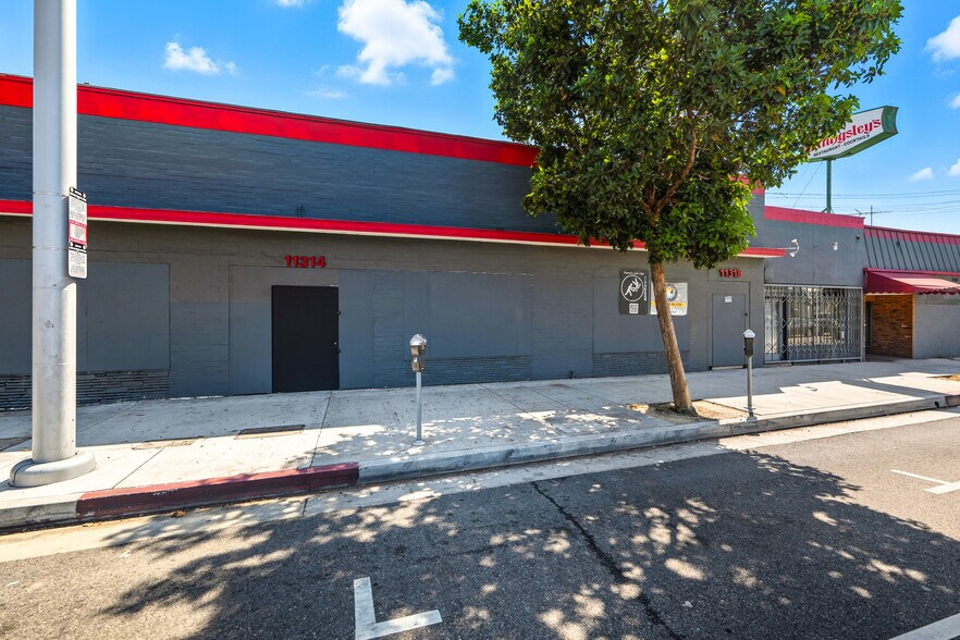 More Photos Of 11300-11320 W Pico Blvd, Los Angeles Storefront For Lease