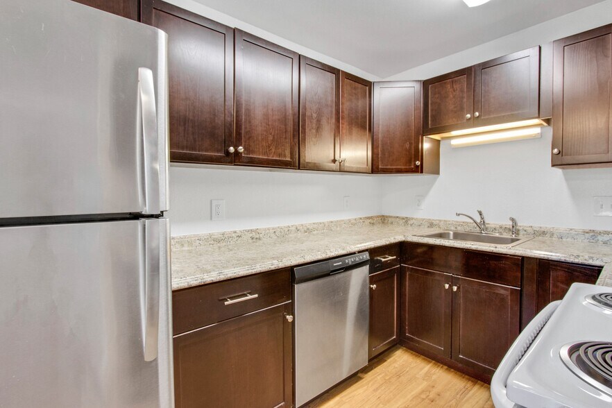 More Photos Of 6092 Wadsworth Blvd, Arvada Apartments For Sale