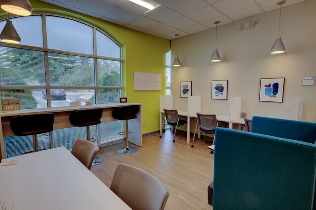 More Photos Of 3980 Premier Dr, High Point Coworking Space