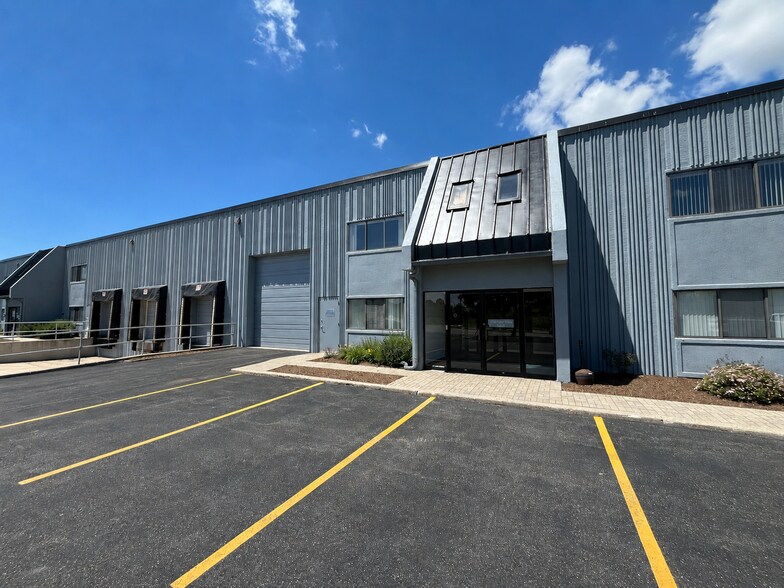 Primary Photo Of 1700 Kiefer Dr, Zion Warehouse For Sale
