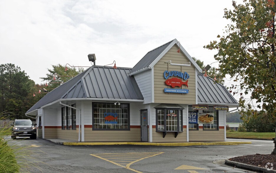Primary Photo Of 4607 Jefferson Davis Hwy, Richmond Fast Food For Lease