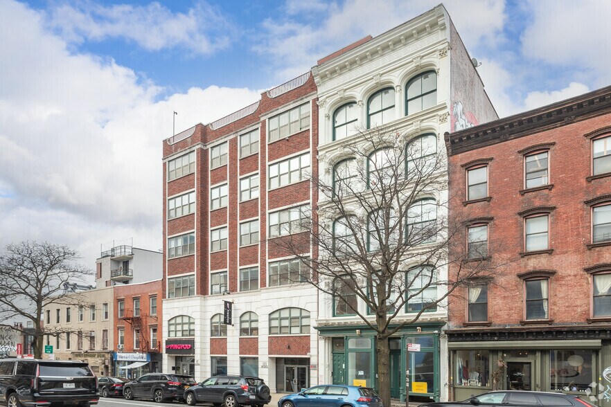 More Photos Of 101 Broadway, Brooklyn Office For Lease