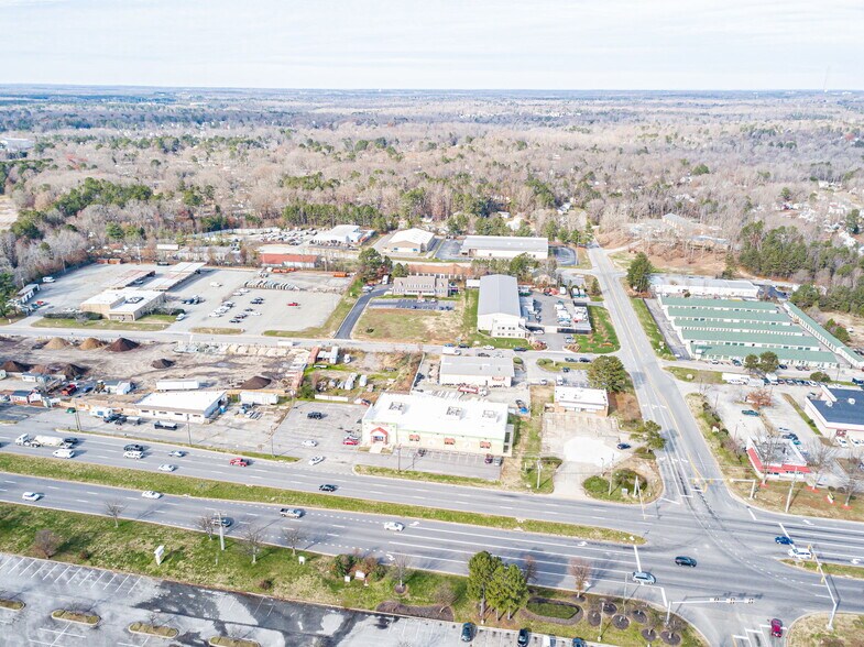 More Photos Of 10810 Hasty Ln, Midlothian Office For Sale