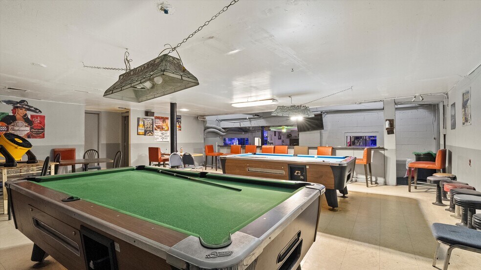 More Photos Of 1214 S 6th St, Yakima Bar For Sale