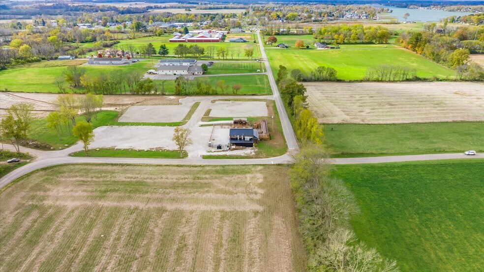 More Photos Of 8635 Blackbird Lane, Thornville Land For Sale
