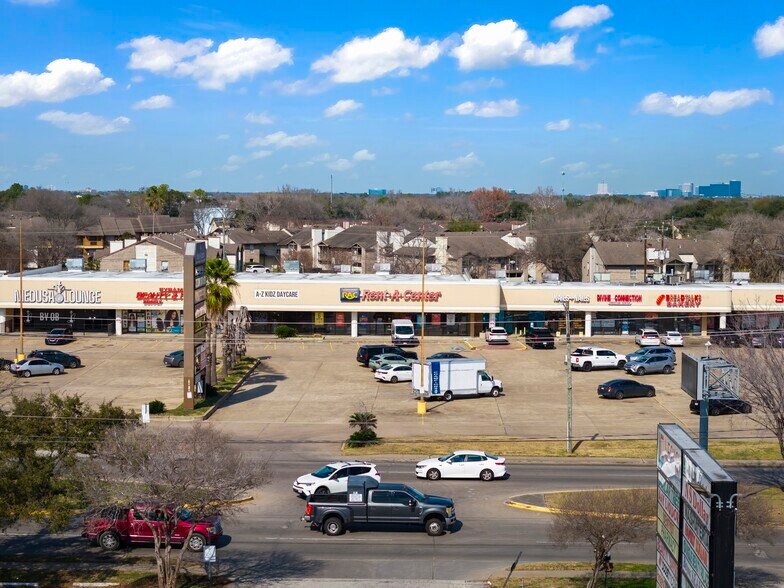 More Photos Of 12600 Bissonnet St, Houston Unknown For Lease