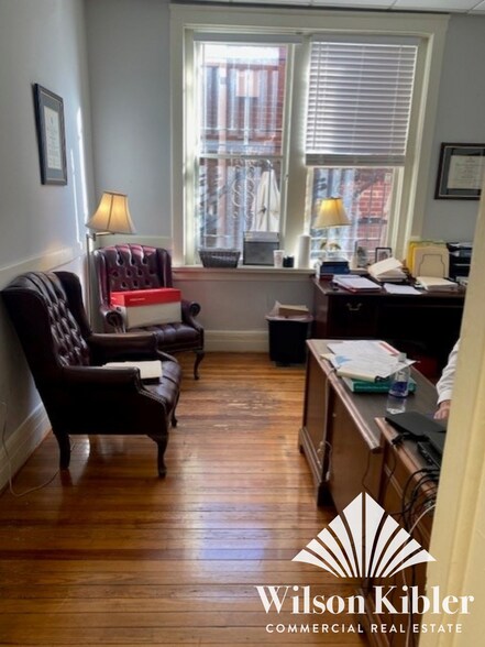 More Photos Of 1116 Blanding St, Columbia Office Residential For Sale