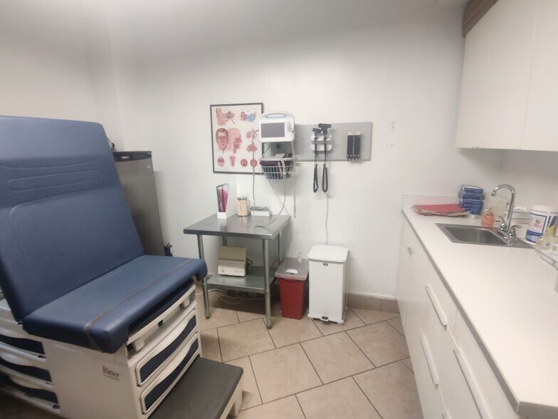 More Photos Of 30 E 40th St, New York Medical For Lease