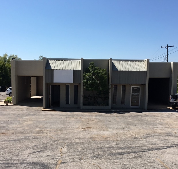 Primary Photo Of 3920 Classen Blvd, Norman Industrial For Lease