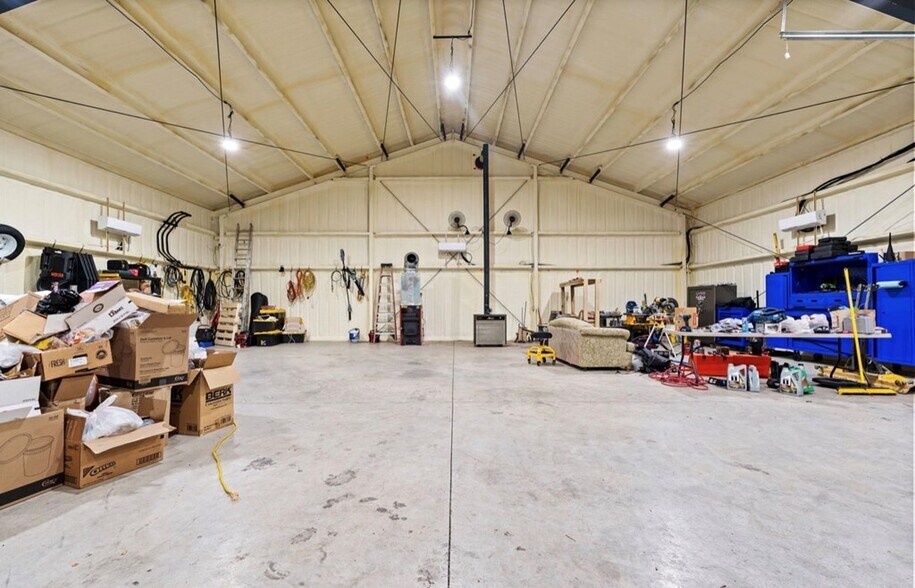 More Photos Of 332 Highway 3400 hwy, Jenkins Industrial For Sale