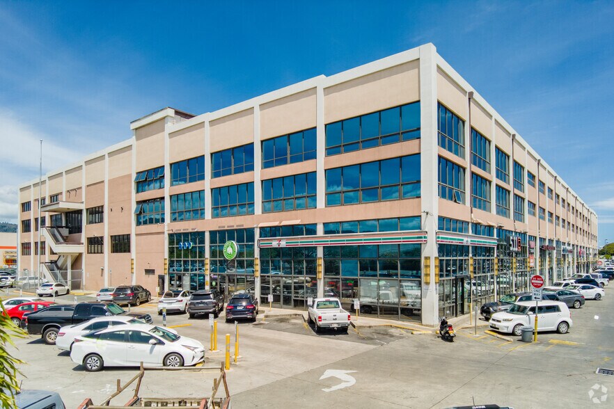 More Photos Of 800-900 N Nimitz Hwy, Honolulu Warehouse For Lease