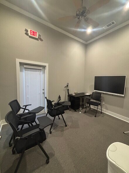 More Photos Of 5899 Preston Rd, Frisco Medical For Lease