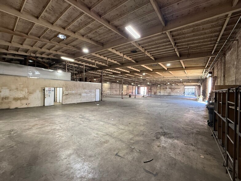More Photos Of 1201 W Jon St, Torrance Service For Lease
