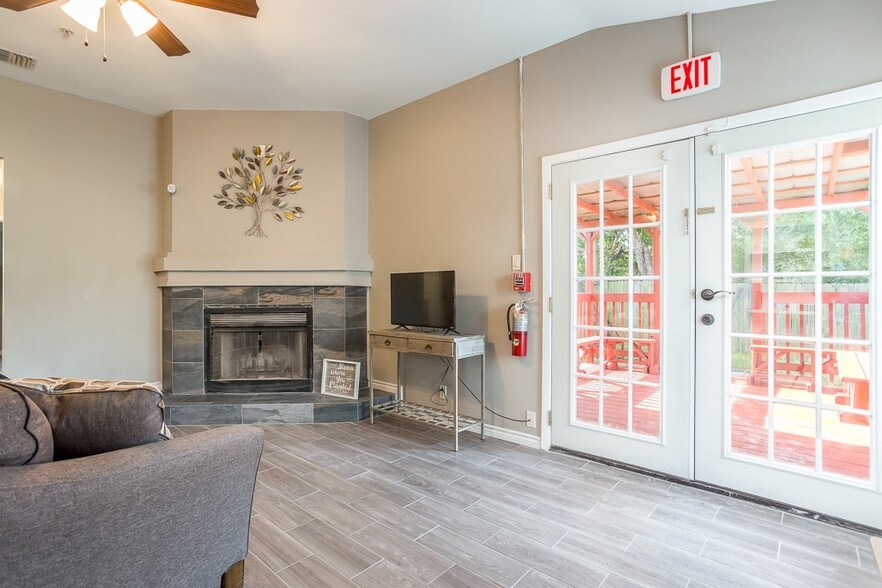 More Photos Of 647 Cypressgreen Dr, San Antonio Assisted Living For Sale