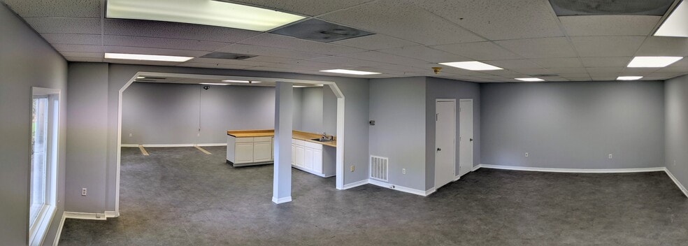 More Photos Of 832 Seven Bridge Rd, East Stroudsburg Medical For Lease