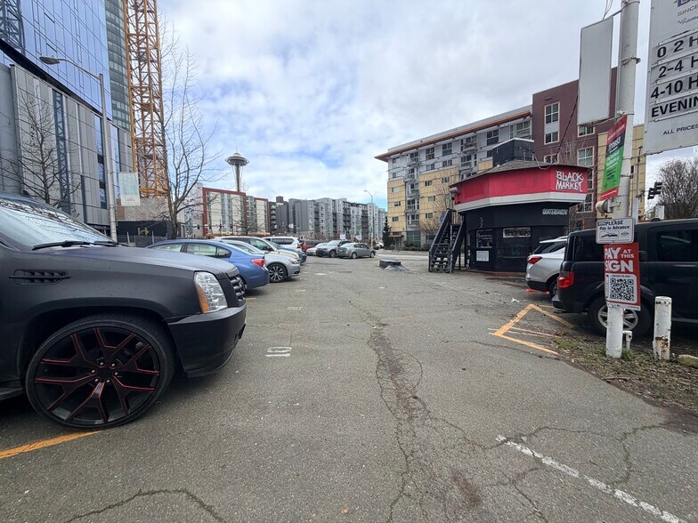 More Photos Of 2404 7th Ave, Seattle Land For Sale