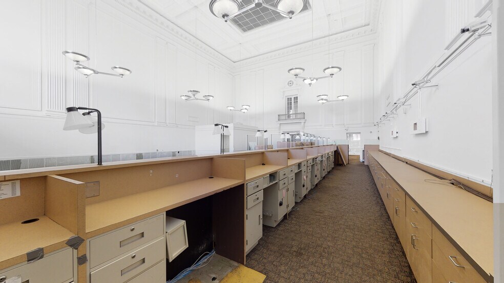 More Photos Of 1341 Beacon St, Brookline Freestanding For Lease