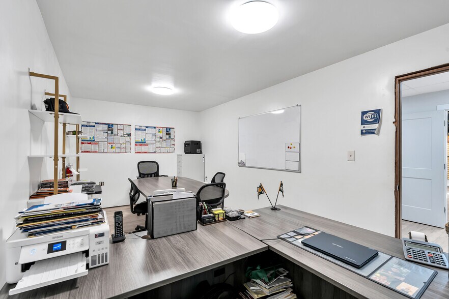 More Photos Of 15464 SE 94th Ave, Clackamas Industrial For Sale