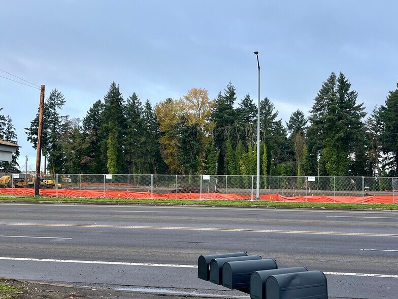 More Photos Of 4981 Portland NE rd, Salem General Retail For Lease