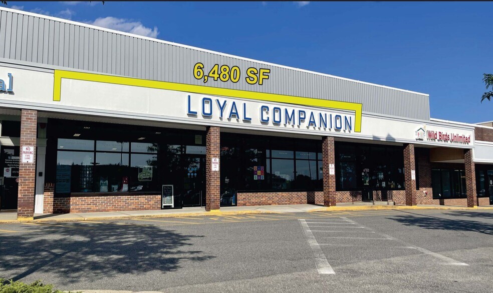 More Photos Of 301 Newbury St, Danvers General Retail For Lease