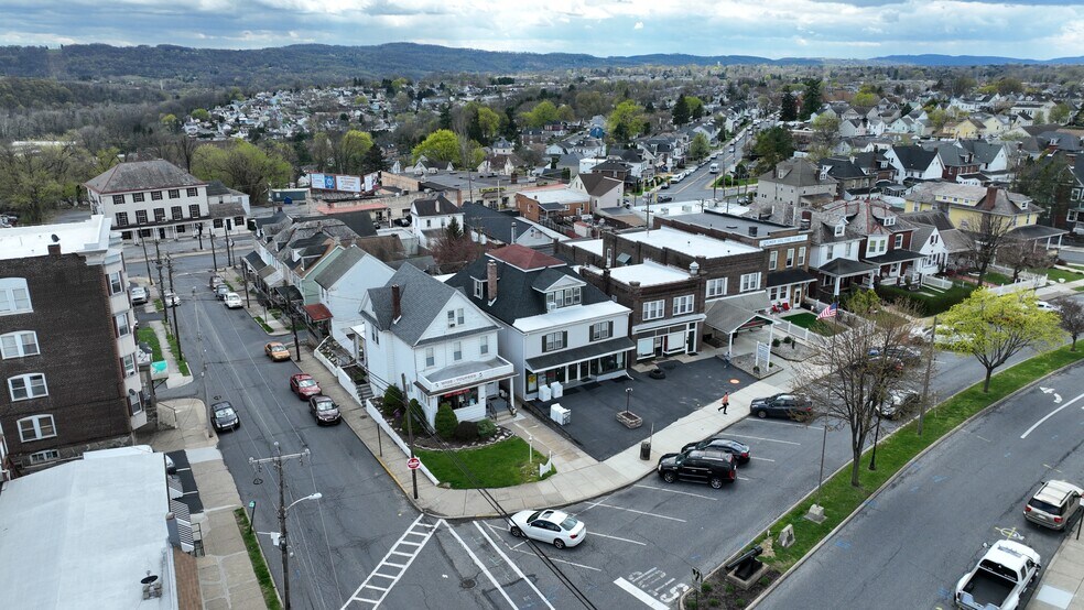 More Photos Of 1708 Washington Blvd, Easton Restaurant For Lease