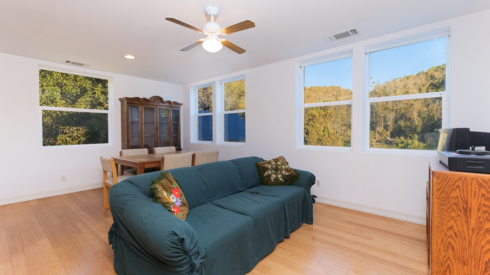 More Photos Of 44952 Vista del Mar, Temecula Winery Vineyard For Sale